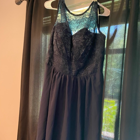 Dress - Picture 2 of 4